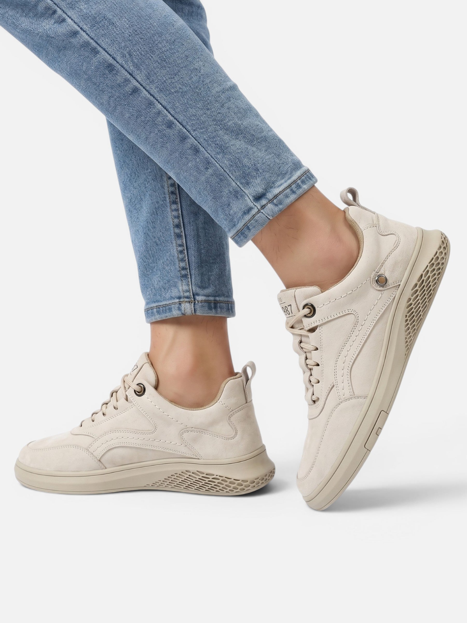 Men's Retro Suede Lace-Up Sneakers