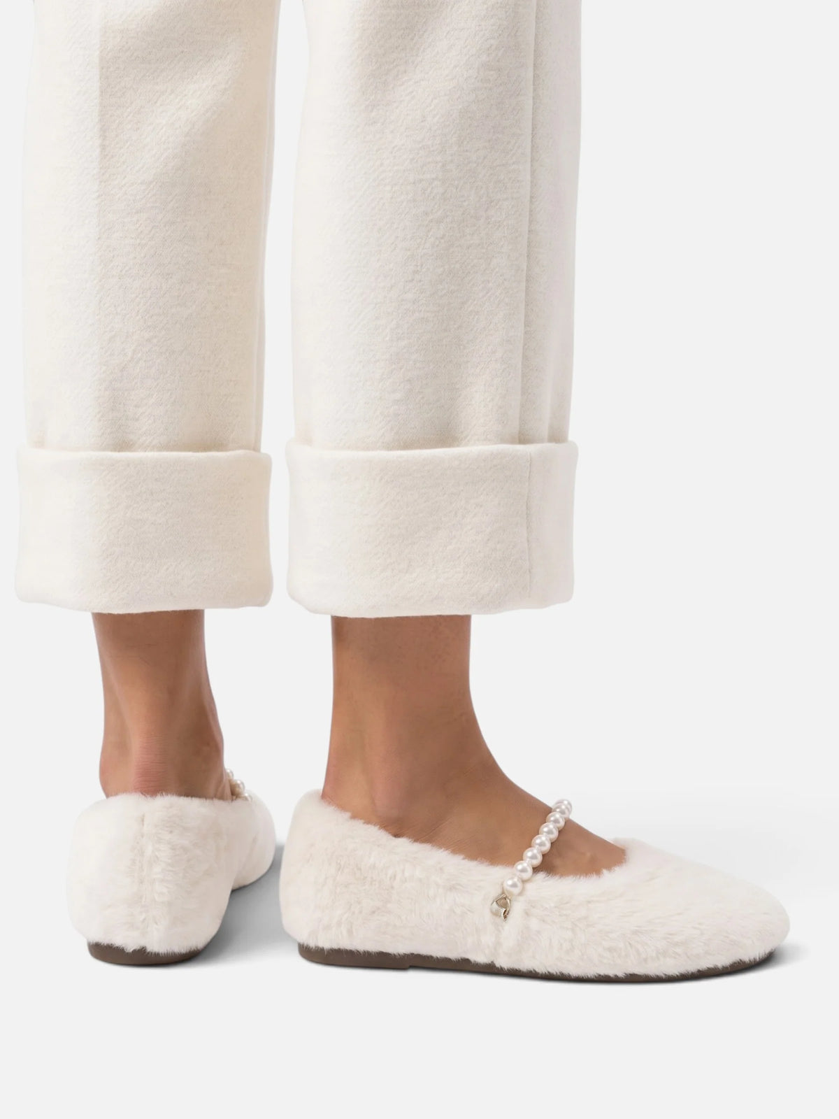 Women's Faux Fur Pearl Strap Ballet Flats
