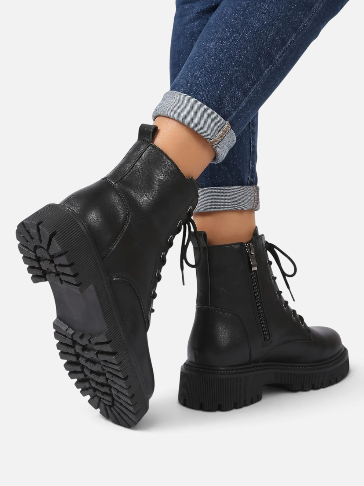 Women's Lace Up Chunky Sole Ankle Boots