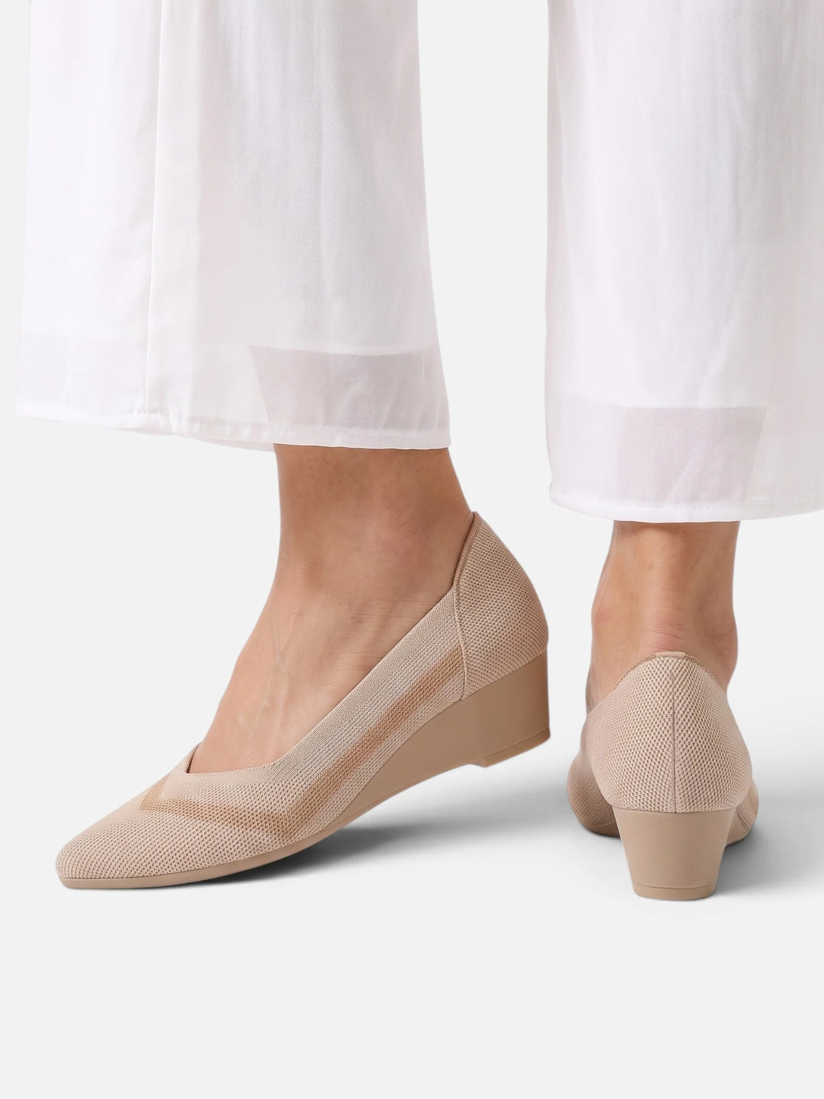 Women's Two-Tone Cushioned Wedge Pumps