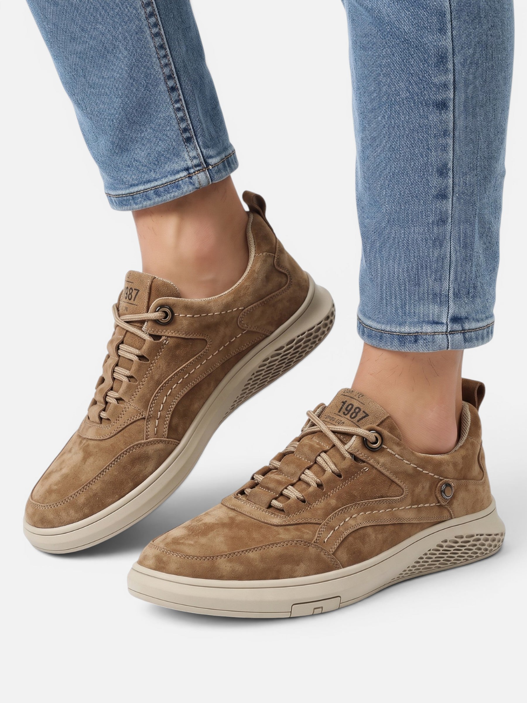 Men's Retro Suede Lace-Up Sneakers