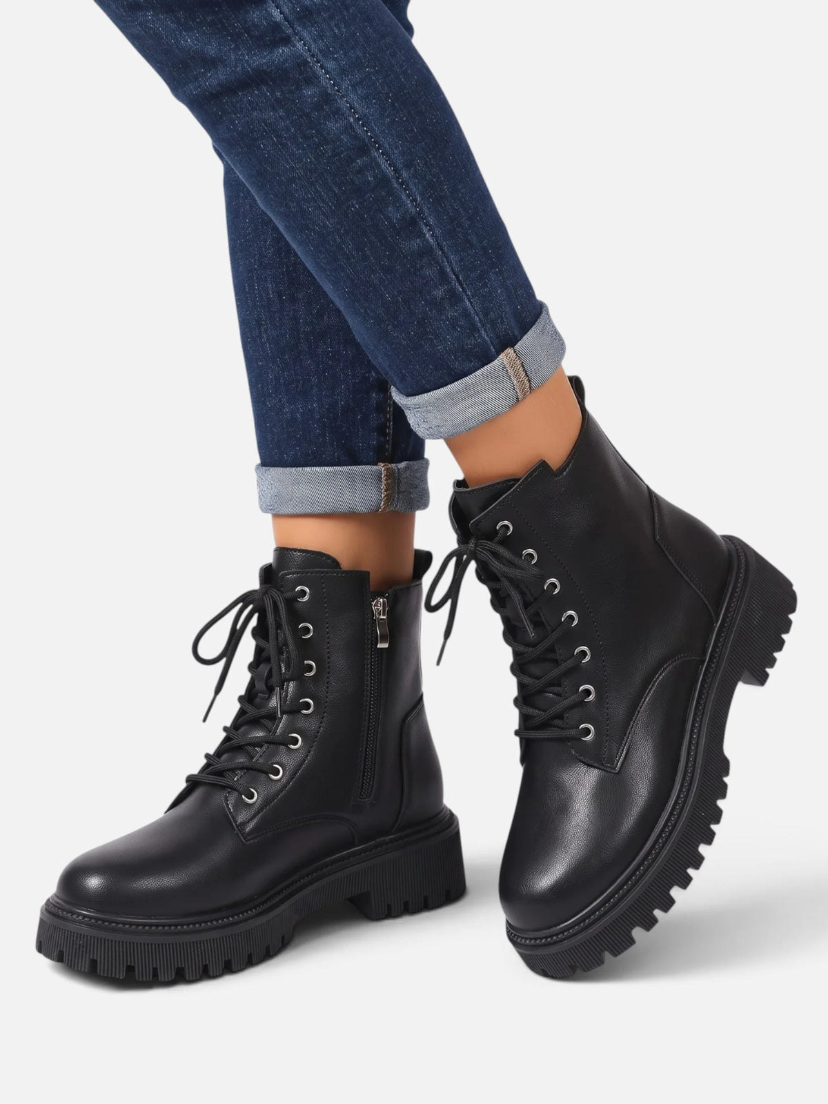 Women's Lace Up Chunky Sole Ankle Boots