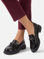 Women's Croc Effect Patent Leather Chain Loafers