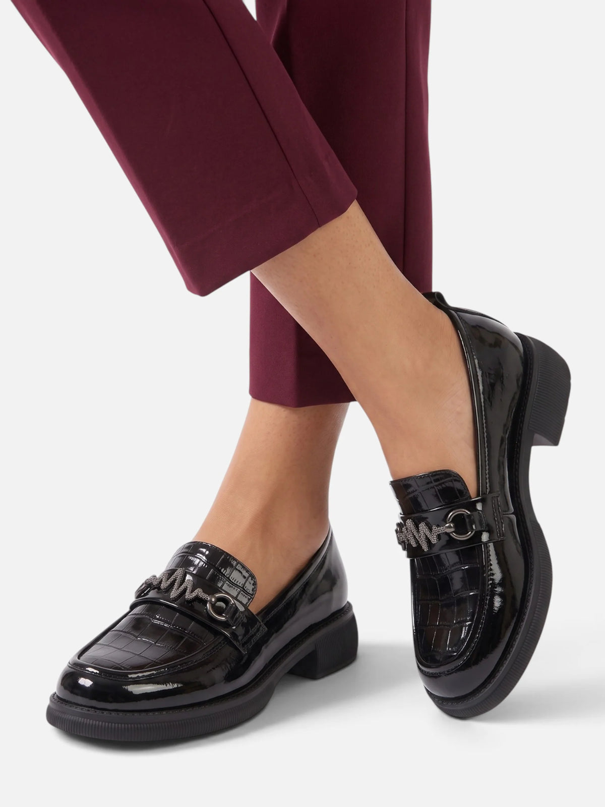 Women's Croc Effect Patent Leather Chain Loafers