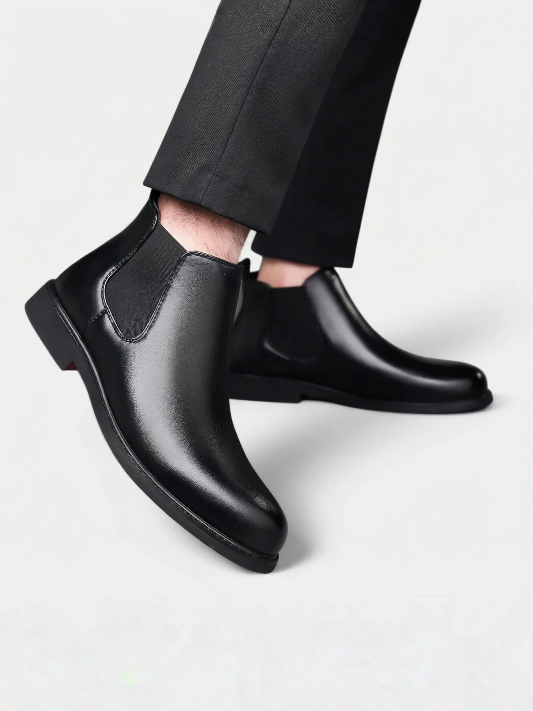 Men's Leather Fur-Lined Chelsea Boots