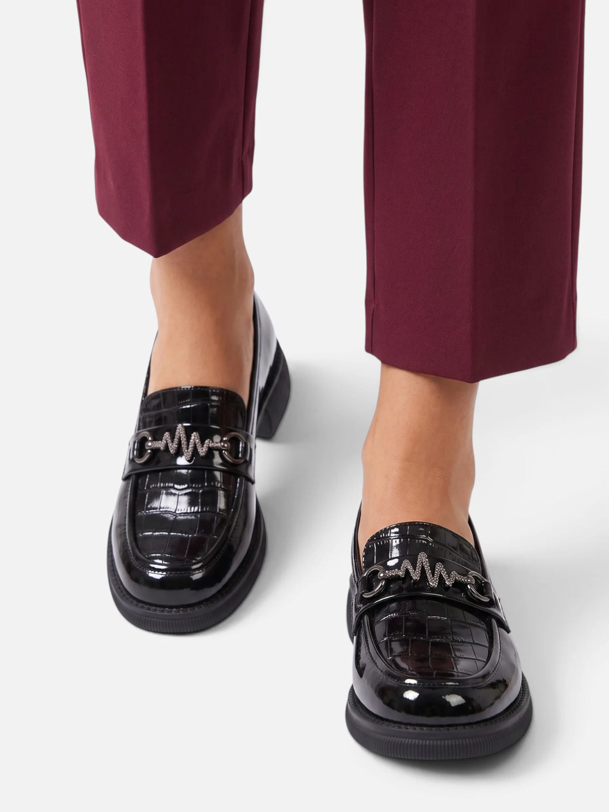 Women's Croc Effect Patent Leather Chain Loafers